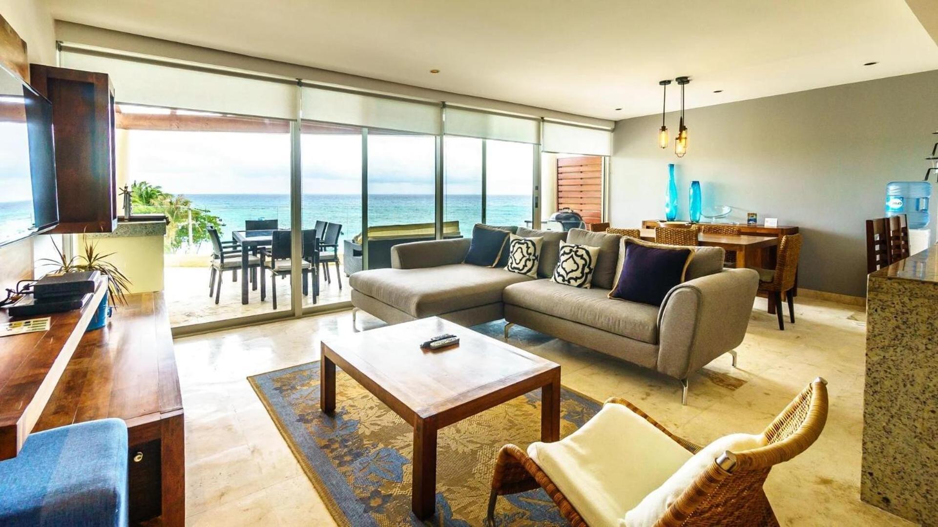 The Elements Oceanfront & Beachside Condo Hotel Playa del Carmen Exterior photo