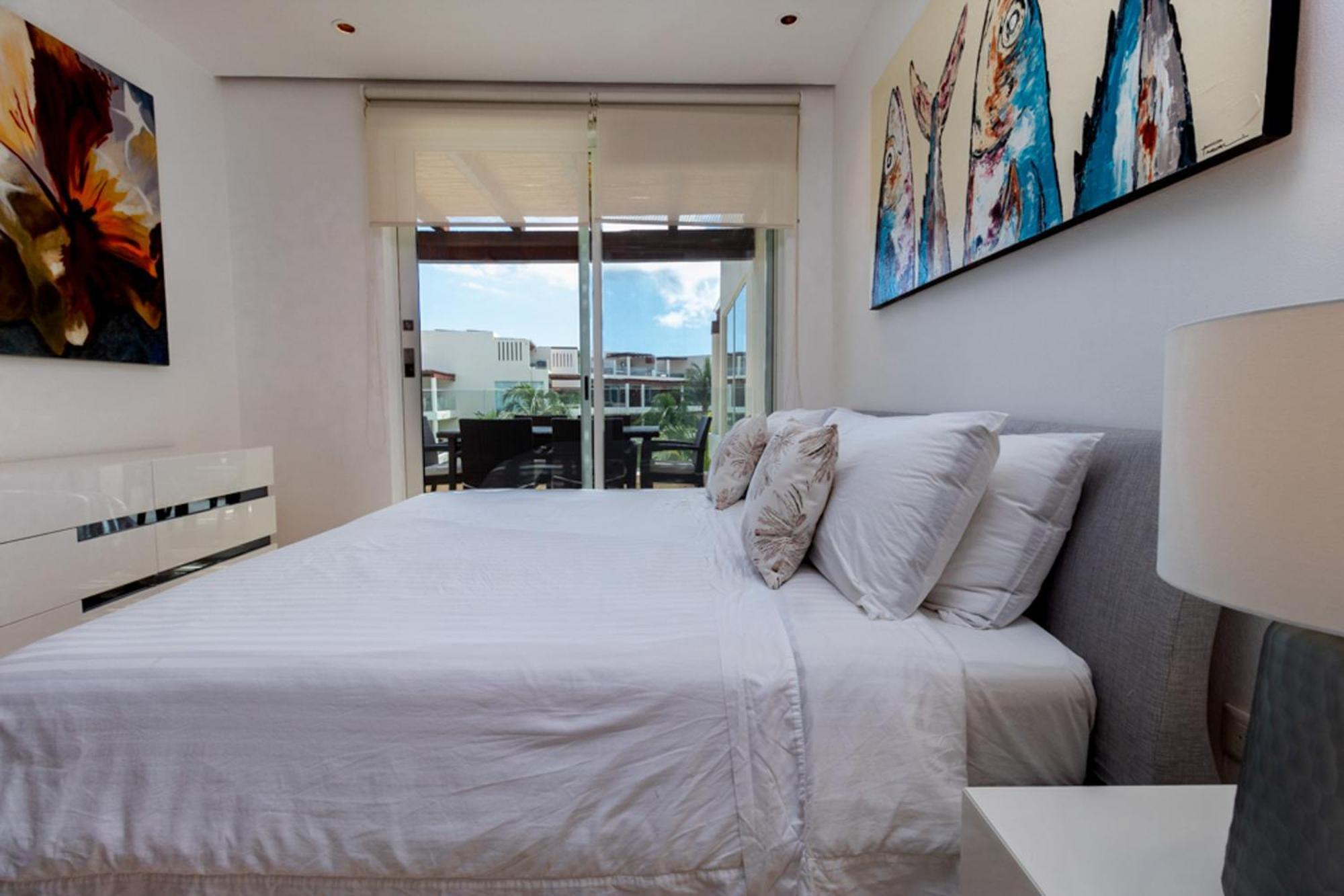The Elements Oceanfront & Beachside Condo Hotel Playa del Carmen Exterior photo