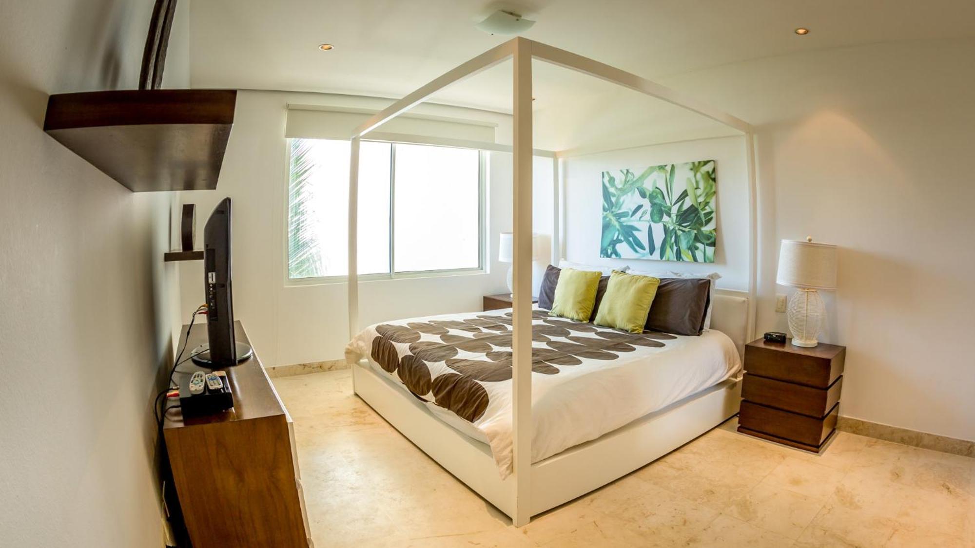 The Elements Oceanfront & Beachside Condo Hotel Playa del Carmen Exterior photo