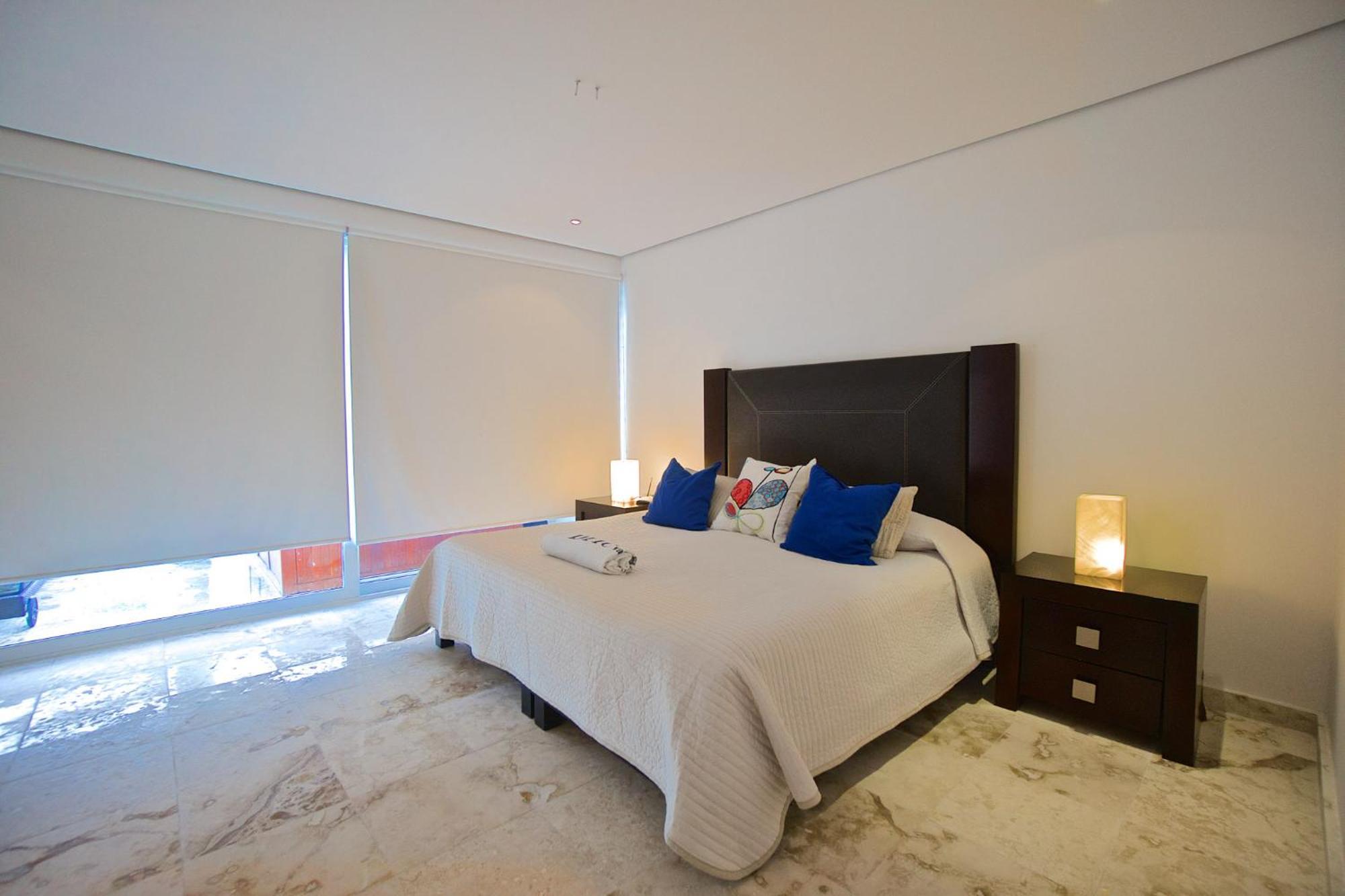 The Elements Oceanfront & Beachside Condo Hotel Playa del Carmen Exterior photo